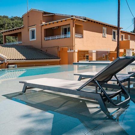 Pyramid City Apartments Agios Spyridon  Экстерьер фото